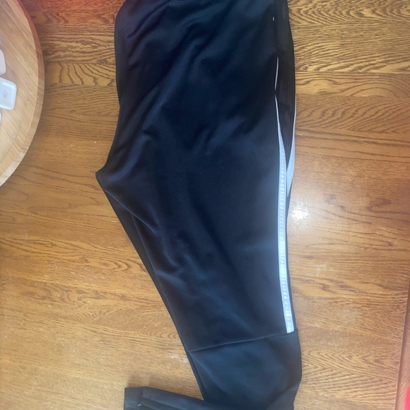 Adidas joggers - Picture 3 of 4